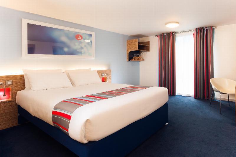 Travelodge Bedford Wyboston Extérieur photo